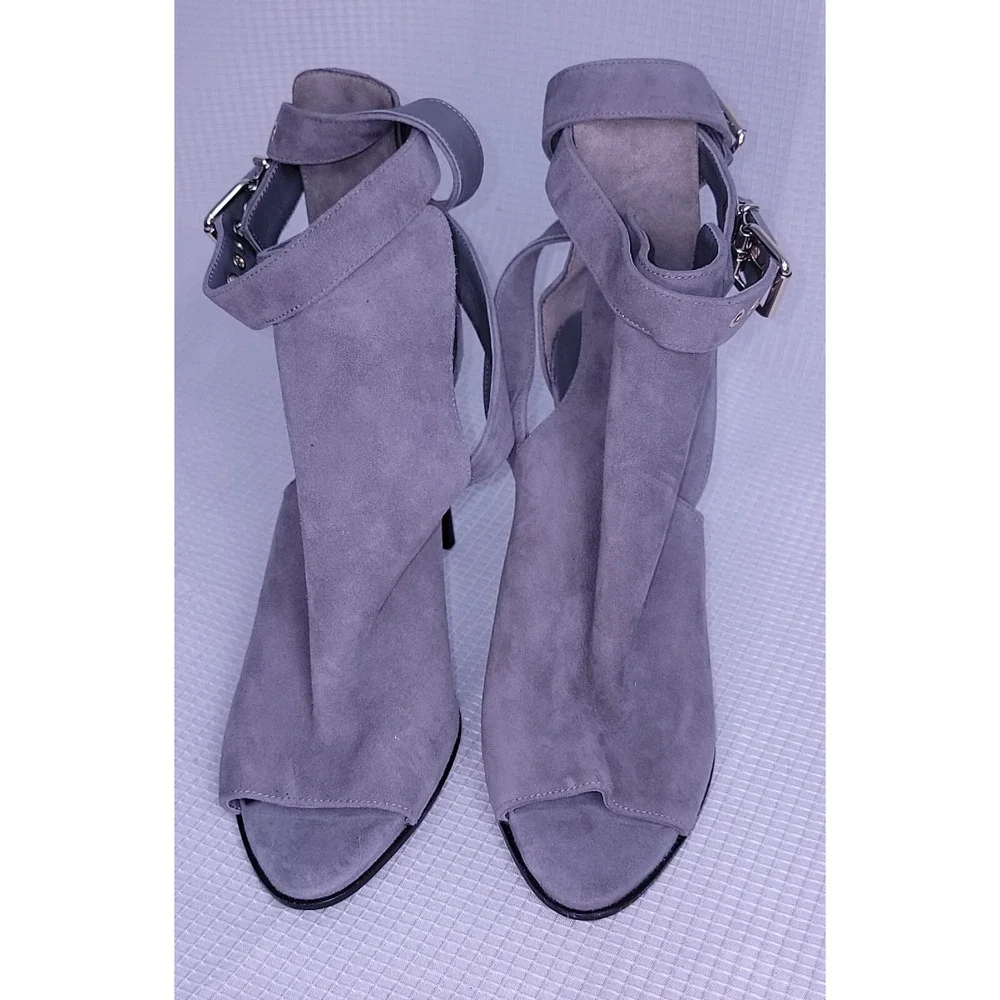 NEW Burberry Open Toe Strappy Gray Heeled Booties US 7.5 / EU 37.5 $995 - Picture 6 of 13